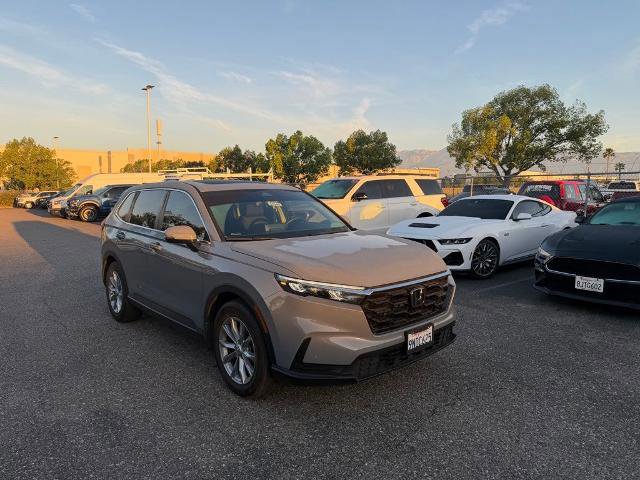 Used 2025 Honda CR-V EX image 4