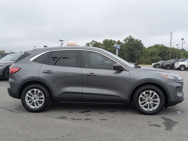 Certified 2022 Ford Escape SE FWD image 2