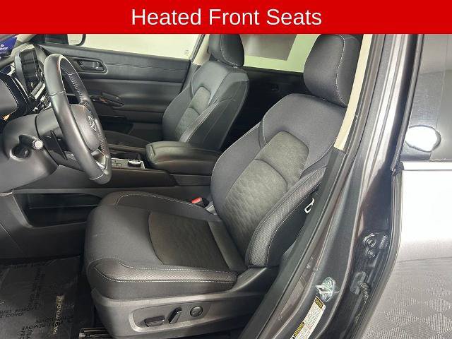 Used 2025 Nissan Pathfinder SV AWD/4WD image 11