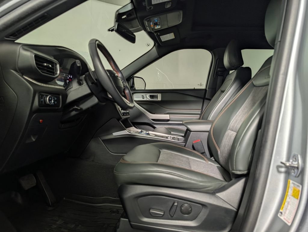 Certified 2024 Ford Explorer Timberline w/ Timberline Technology Package AWD/4WD image 12