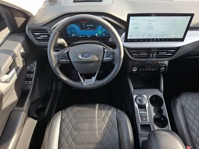 Certified 2023 Ford Escape Platinum w/ Premium Technology Package AWD/4WD image 11