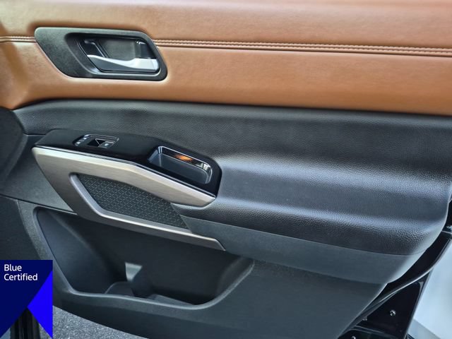 Used 2025 Nissan Pathfinder Platinum w/ Cargo Package FWD image 36