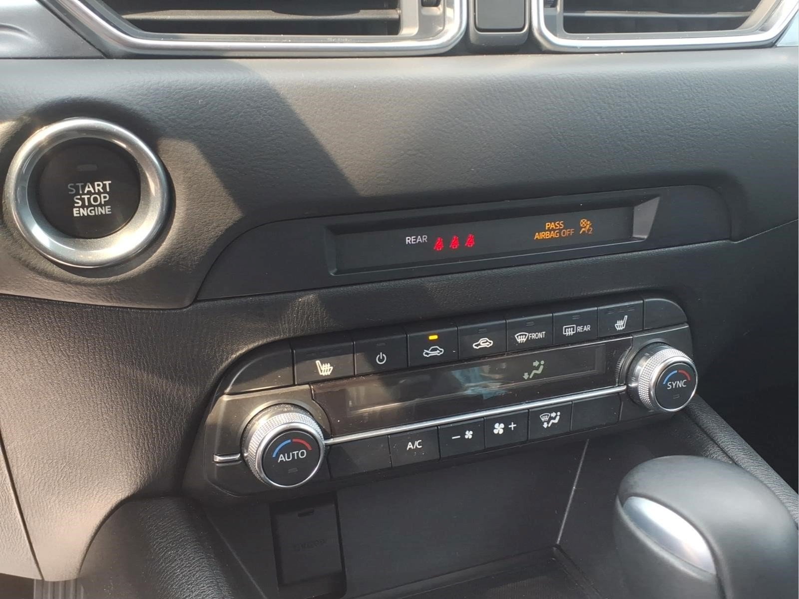 Used 2025 MAZDA CX-5 AWD 2.5 S w/ Select Package image 17