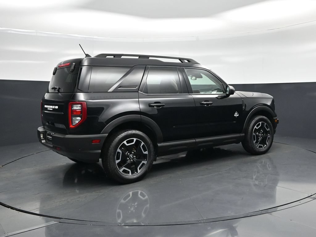 Certified 2023 Ford Bronco Sport Outer Banks w/ Tech Package AWD/4WD image 28