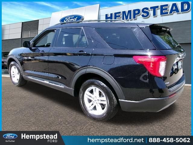 Certified 2023 Ford Explorer XLT w/ Equipment Group 202A AWD/4WD image 8