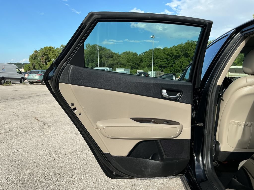 Used 2018 Kia Optima EX FWD image 12