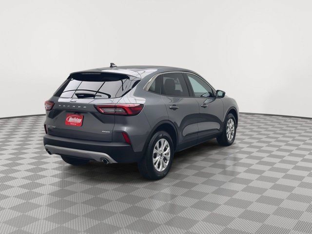 Certified 2024 Ford Escape Active AWD/4WD image 36