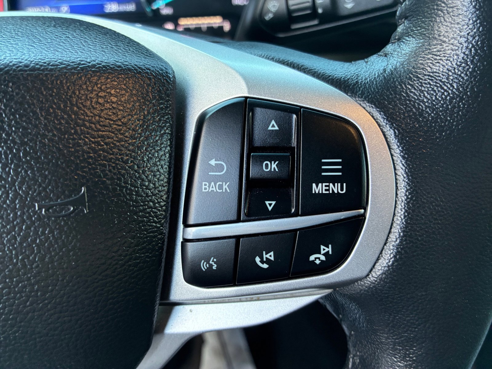 Certified 2023 Ford Explorer XLT w/ Equipment Group 202A image 19