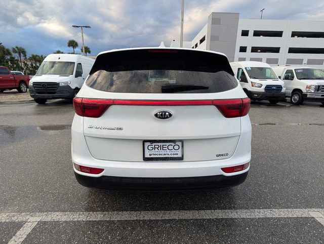Used 2018 Kia Sportage LX w/ LX Popular Package image 2