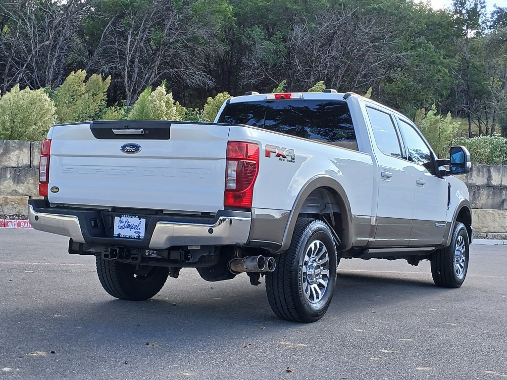 Certified 2022 Ford F250 Lariat w/ Lariat Value Package AWD/4WD image 3