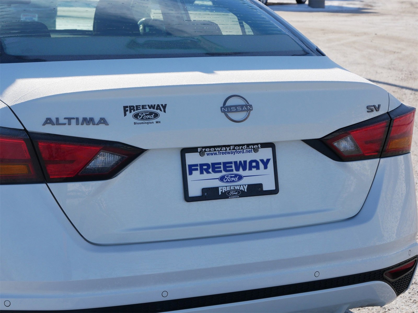 Used 2023 Nissan Altima 2.5 SV image 10