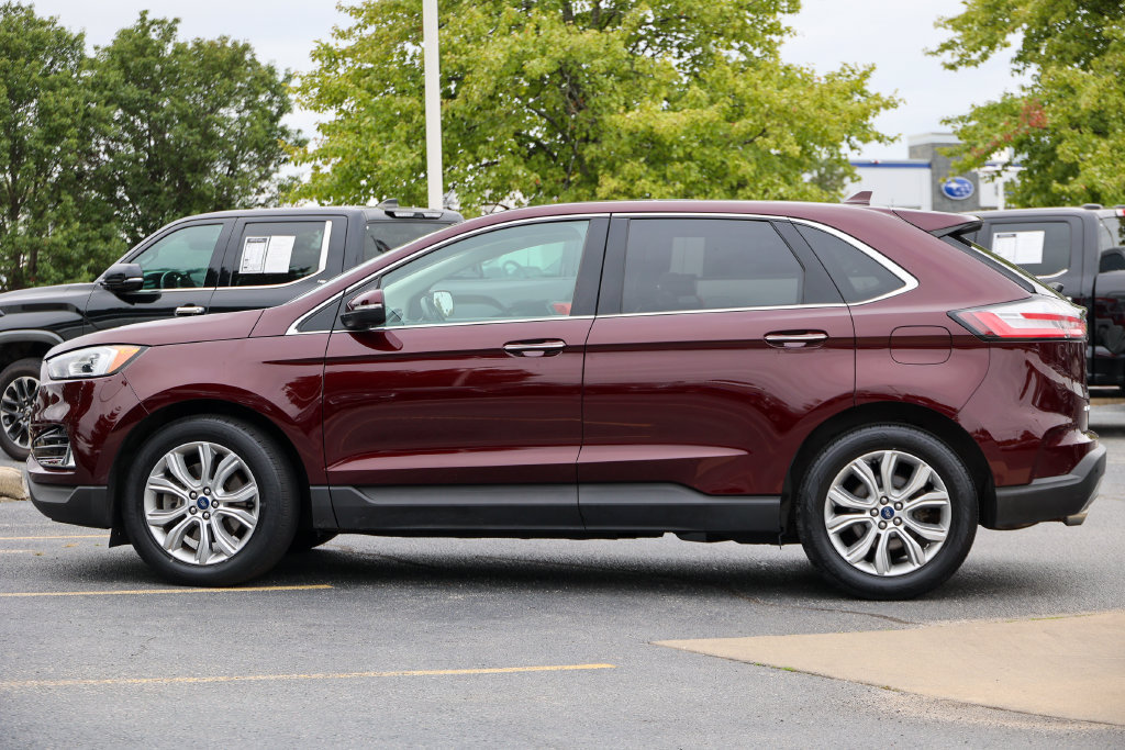 Certified 2019 Ford Edge Titanium w/ Cold Weather Package AWD/4WD image 27