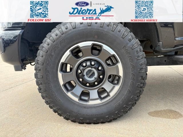 Certified 2024 Ford F250 Lariat w/ Tremor Off-Road Package AWD/4WD image 15