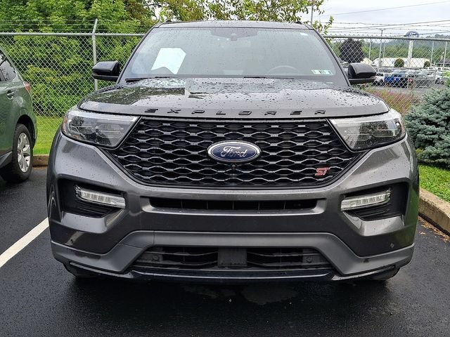Certified 2020 Ford Explorer ST w/ Premium Technology Package AWD/4WD image 3