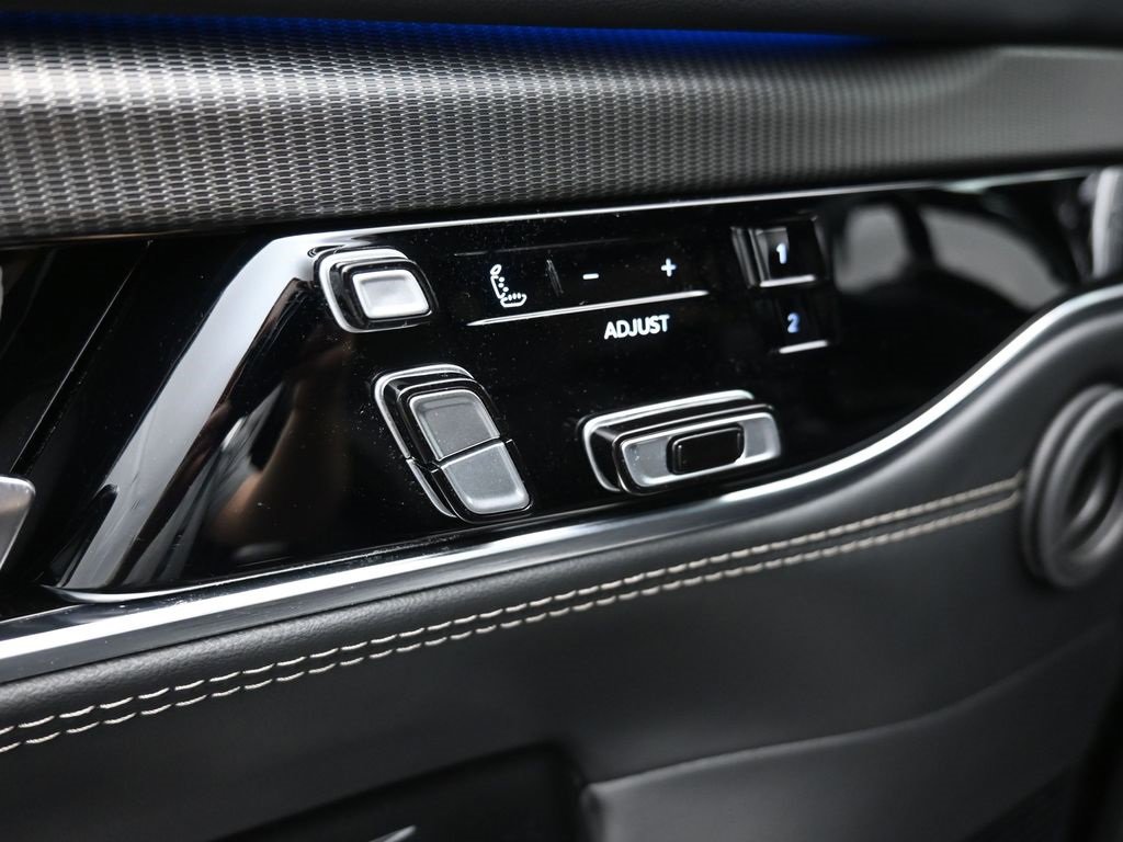 Used 2023 Jeep Grand Wagoneer Series II w/ Quick Order Packagew 28T image 13