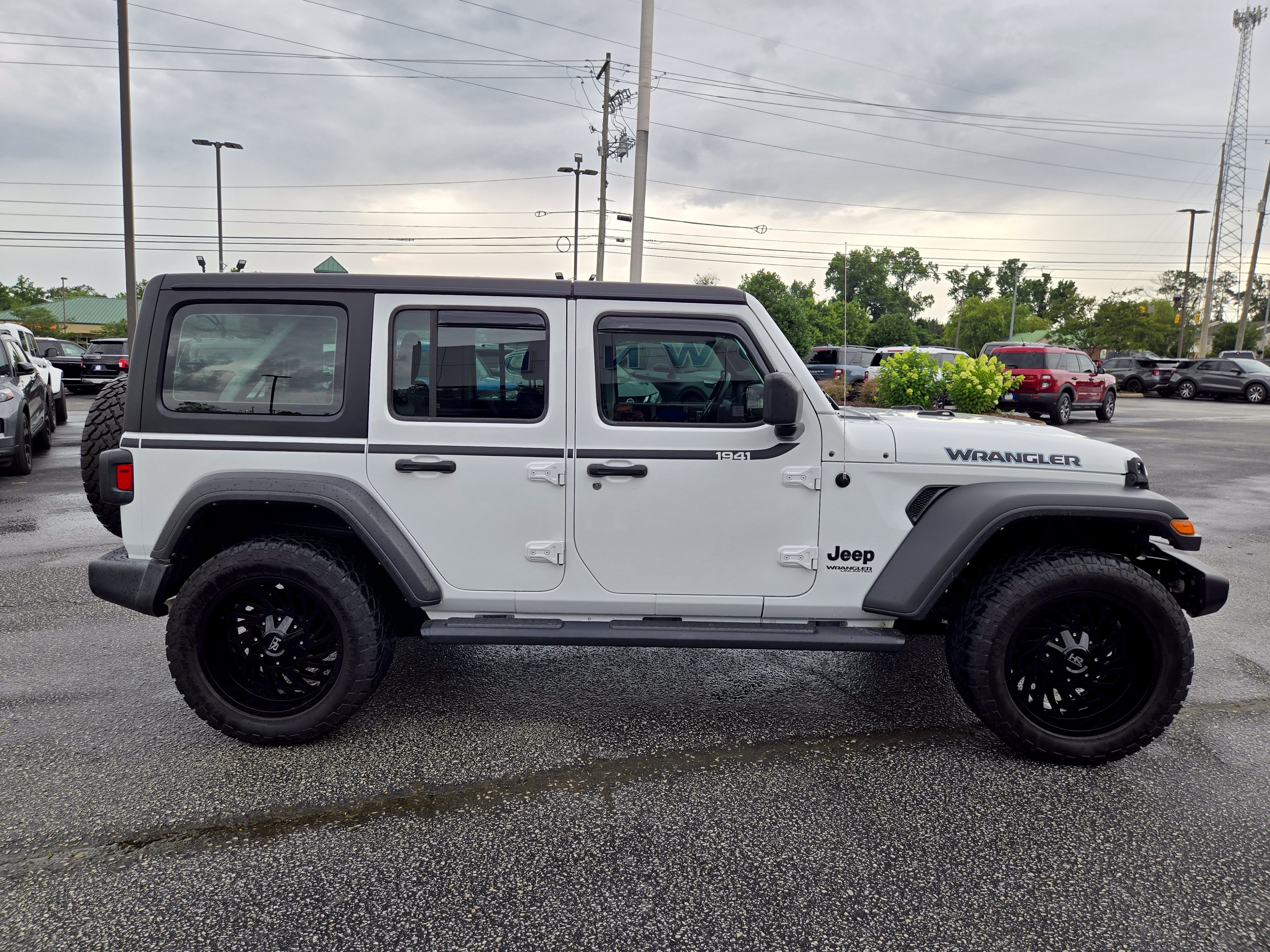 Used 2022 Jeep Wrangler Unlimited Sport AWD/4WD image 6