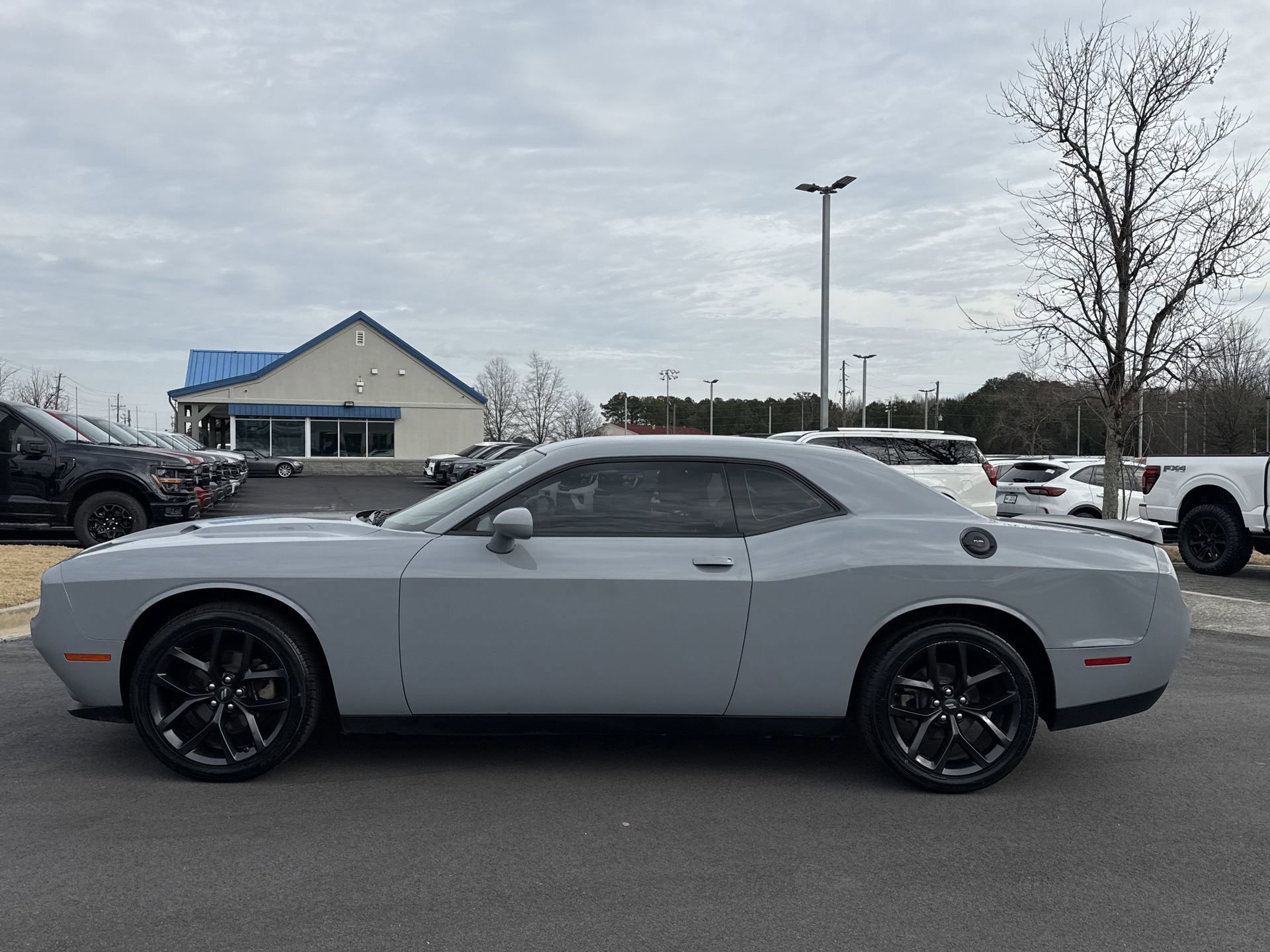 Used 2022 Dodge Challenger SXT w/ Blacktop Package image 6