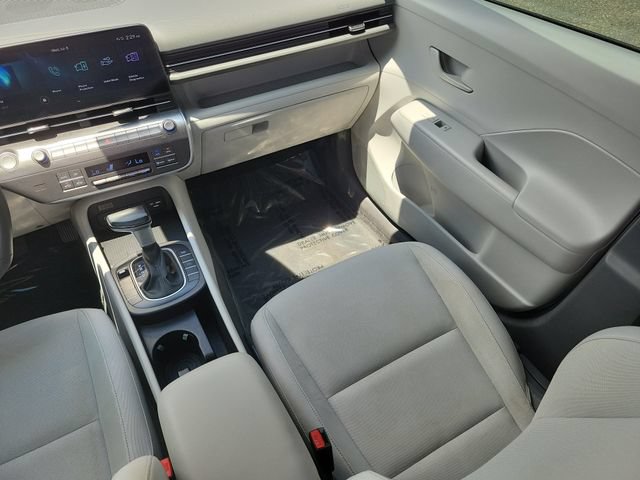 Used 2024 Hyundai Kona SEL FWD image 15