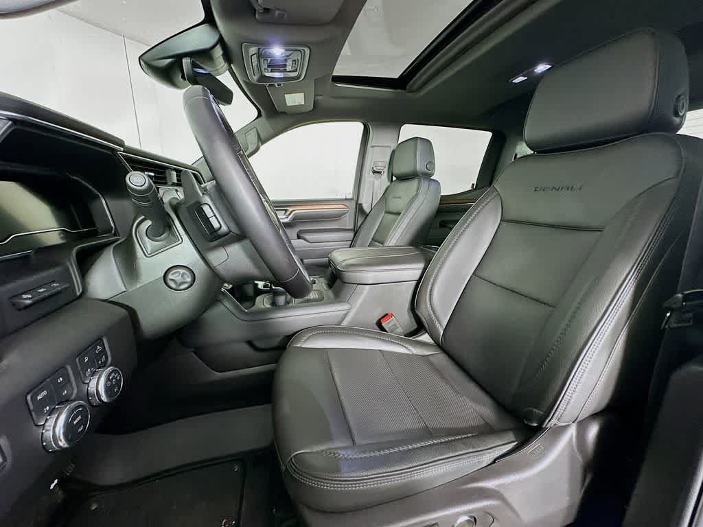 Used 2024 GMC Sierra 1500 Denali AWD/4WD image 12