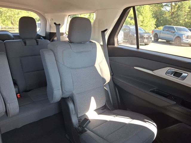 Certified 2025 Ford Explorer Active AWD/4WD image 10