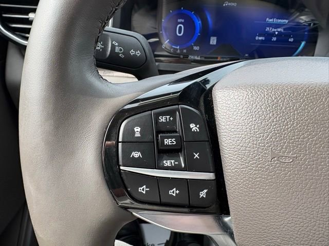 Certified 2023 Ford Explorer Platinum w/ Equipment Group 601A AWD/4WD image 19
