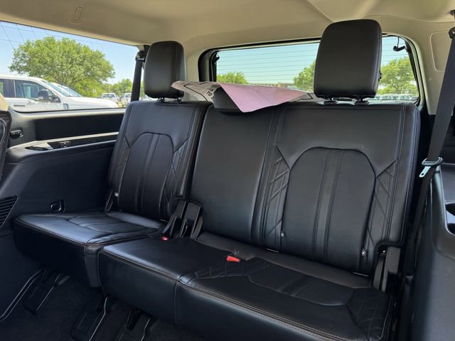 Certified 2020 Ford Expedition Max Platinum image 30