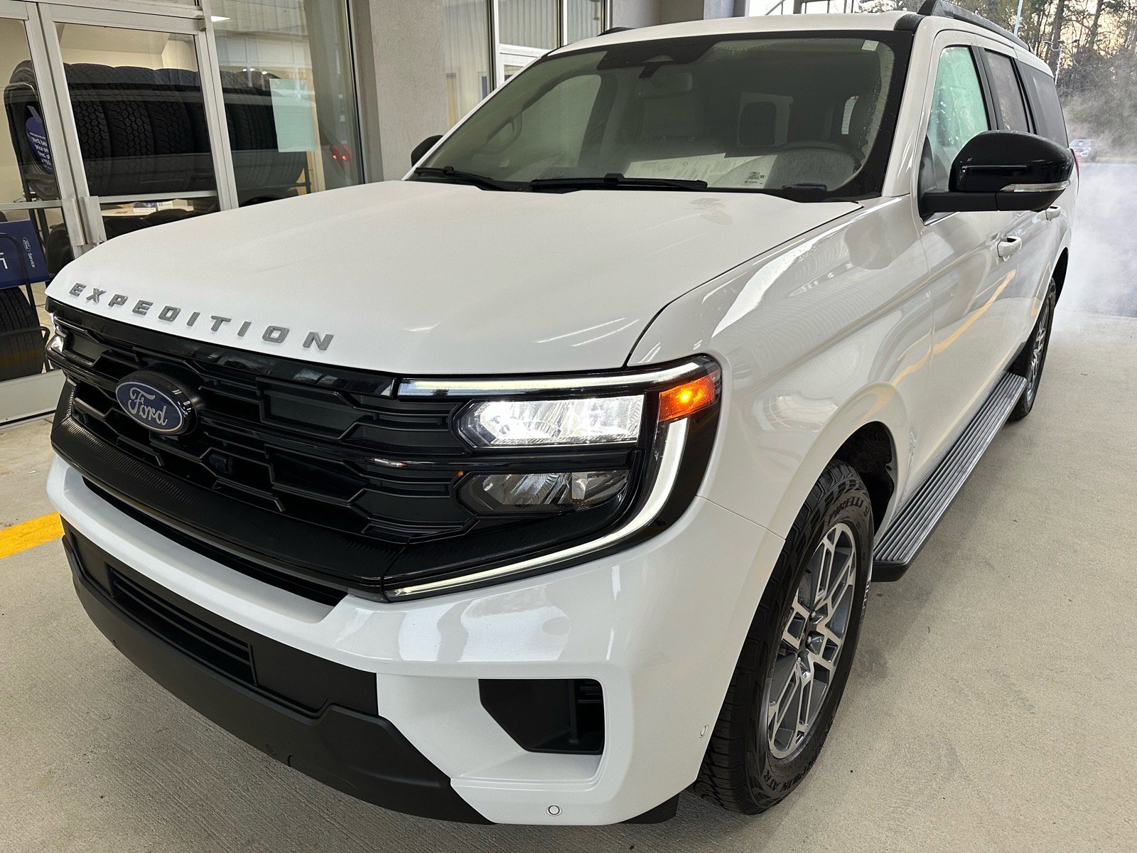 Certified 2025 Ford Expedition Max Active image 3