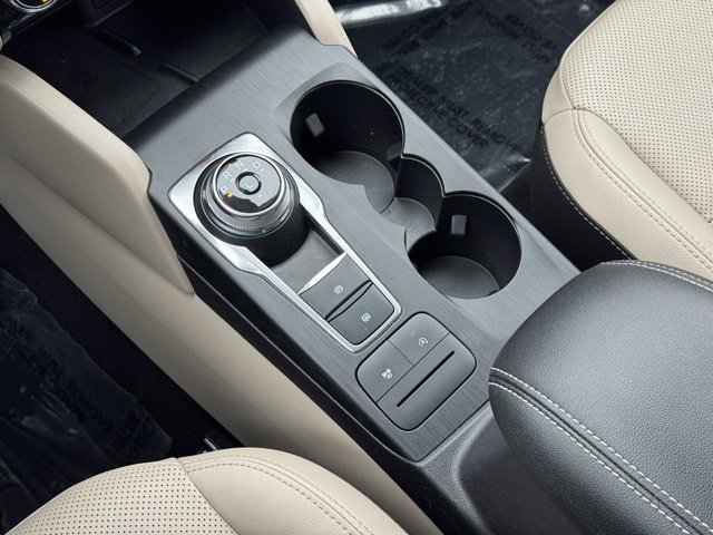 Certified 2022 Ford Escape SEL w/ Technology Package image 20