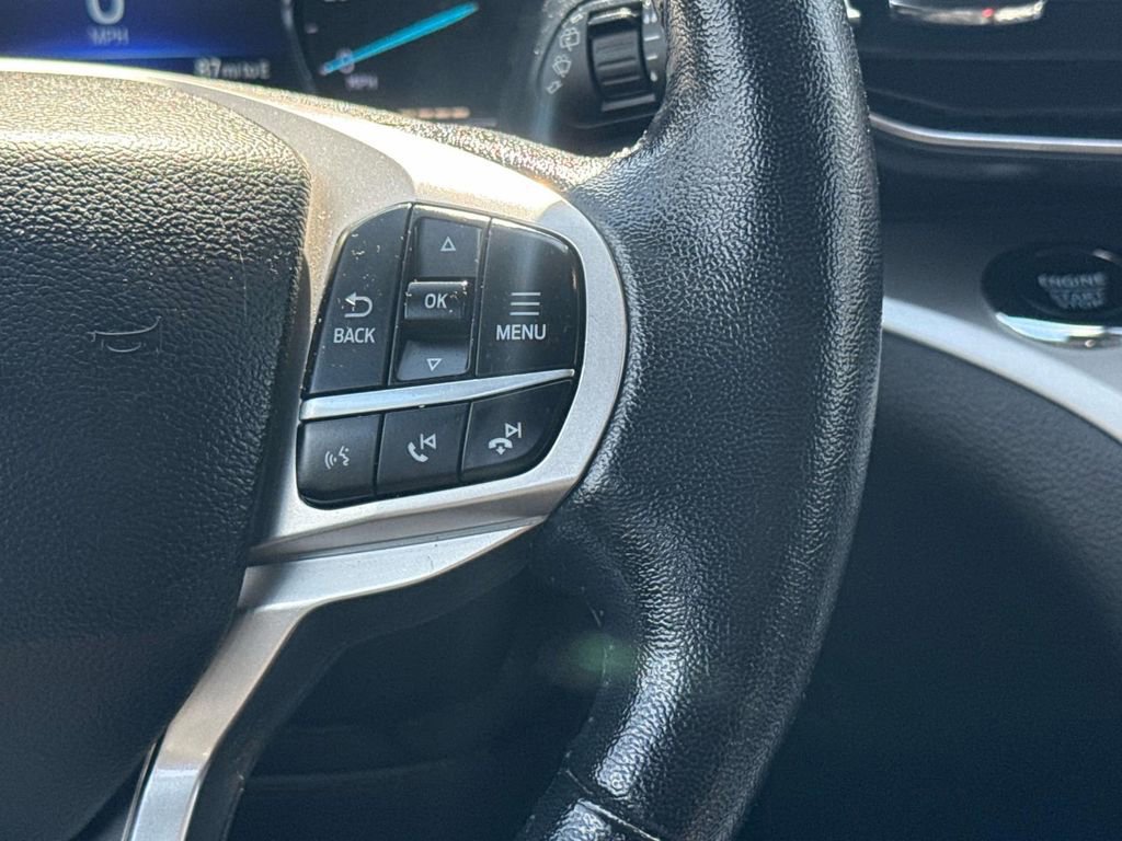 Certified 2022 Ford Explorer XLT w/ Equipment Group 202A image 20