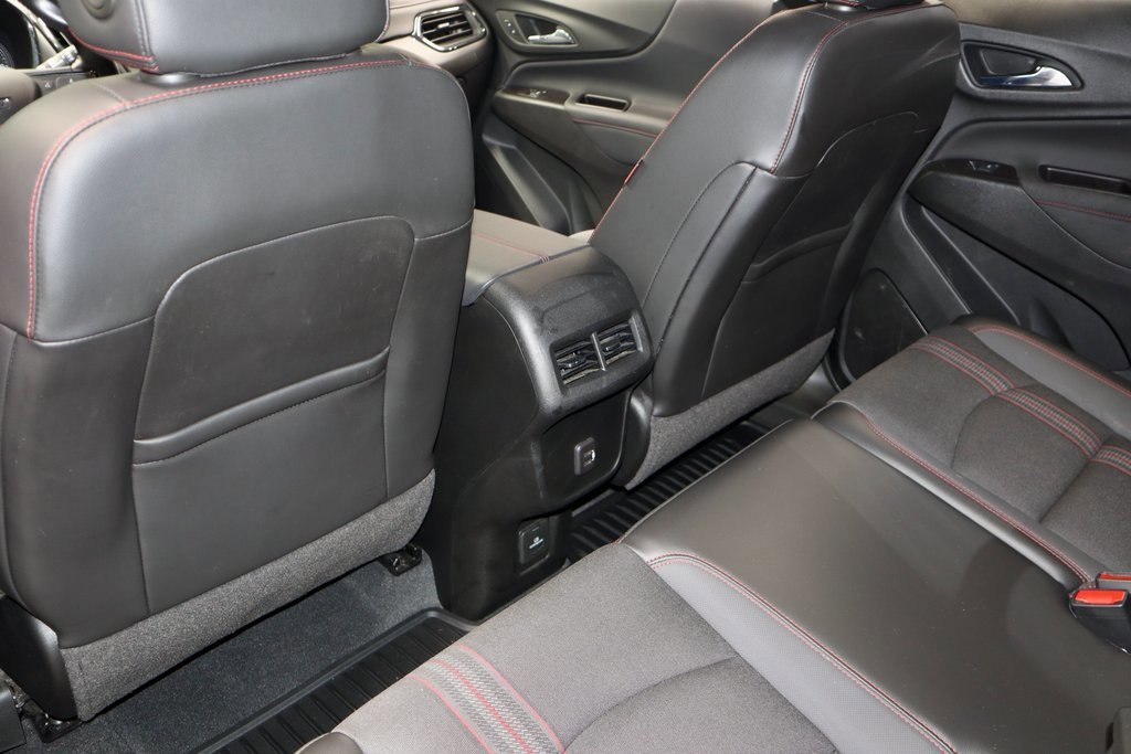 Used 2022 Chevrolet Equinox RS w/ Infotainment Package image 21