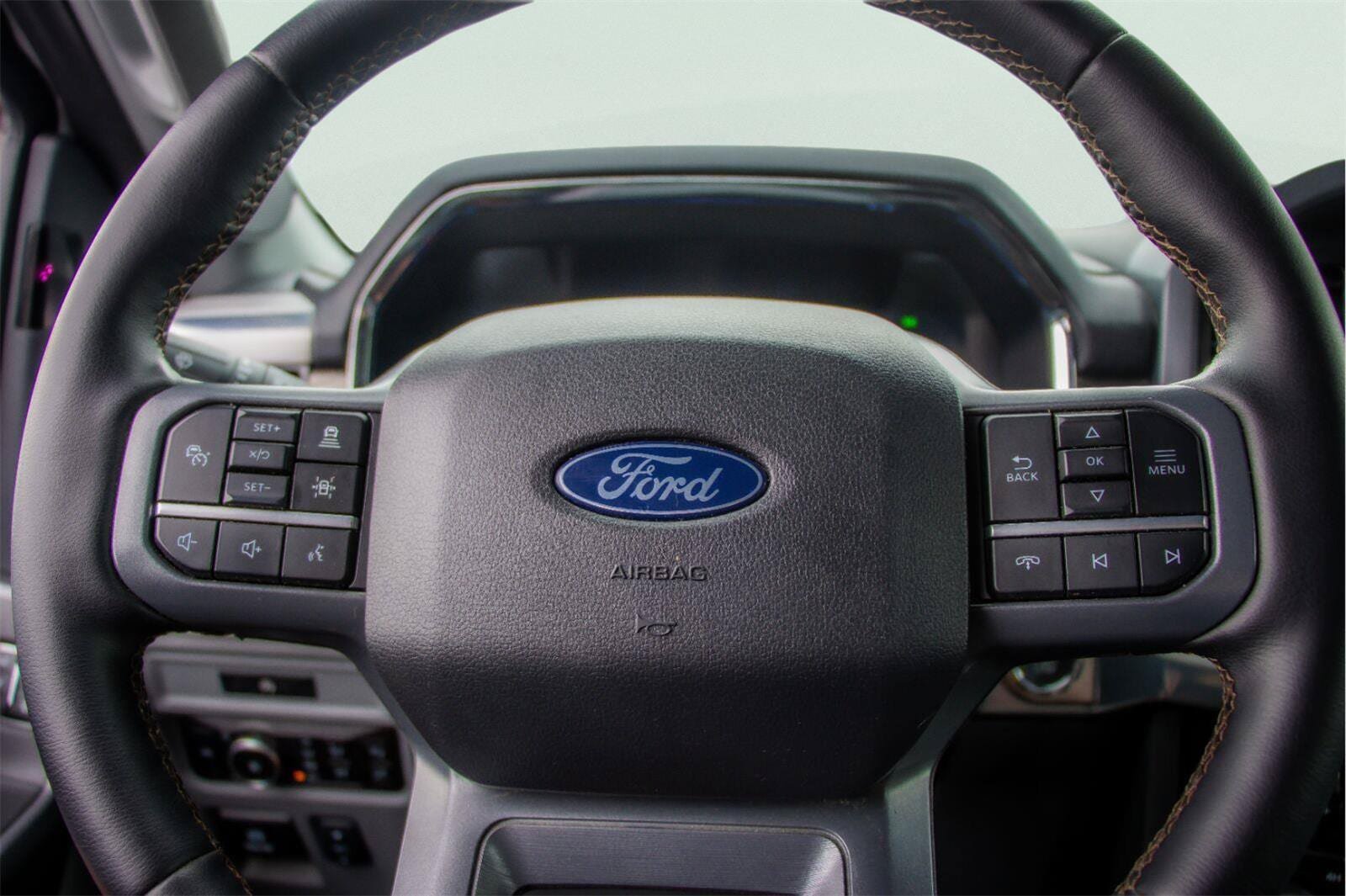Certified 2025 Ford F150 Lariat w/ Equipment Group 501A Mid AWD/4WD image 10