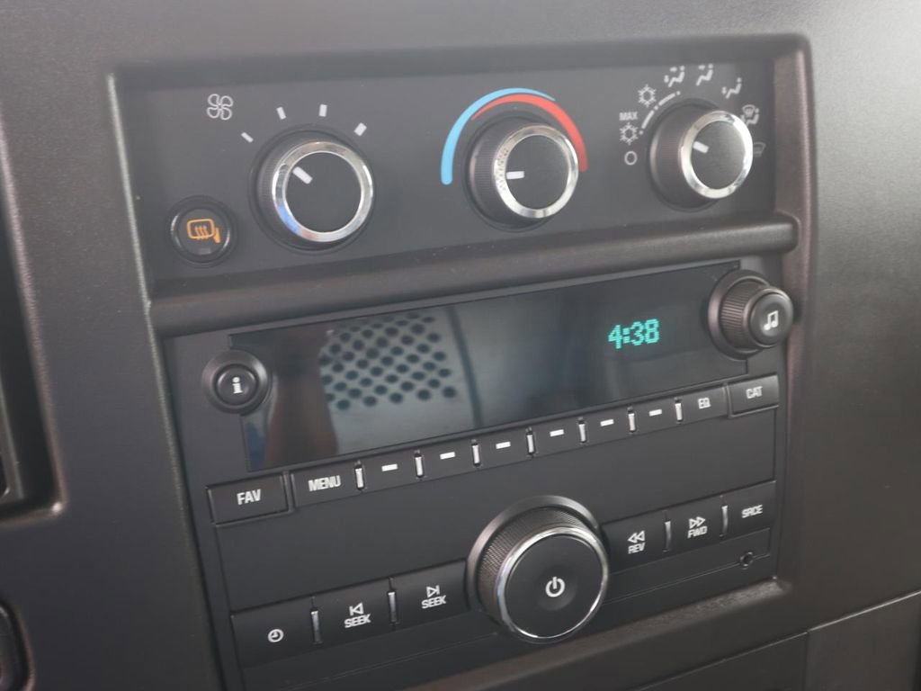 Used 2022 GMC Savana 2500 w/ Driver Convenience Package image 19