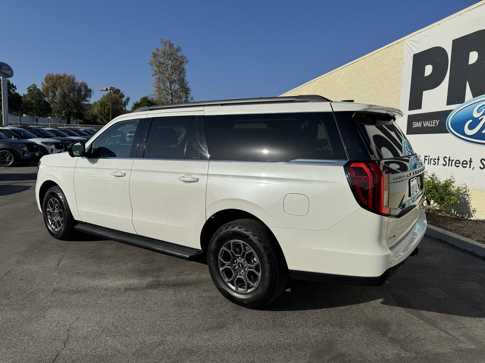 Certified 2025 Ford Expedition Max Active RWD image 5