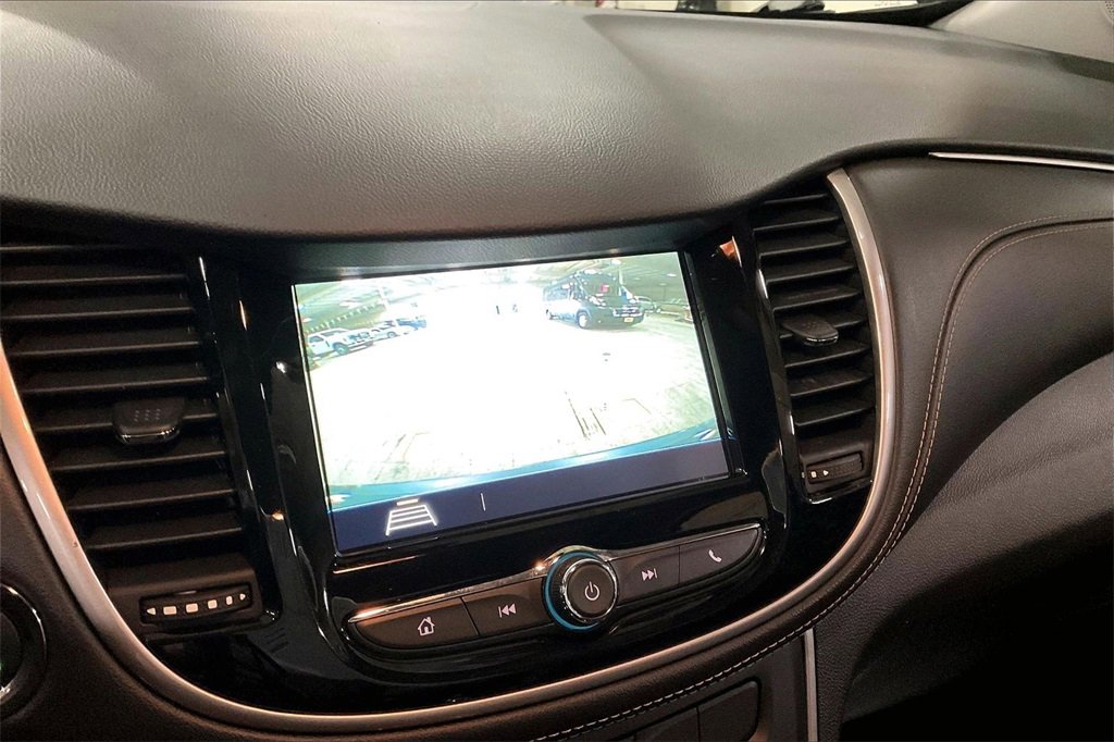 Used 2019 Chevrolet Trax LT w/ LT Convenience Package image 20