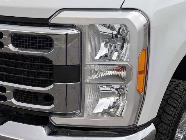 Certified 2023 Ford F350 XLT AWD/4WD image 10