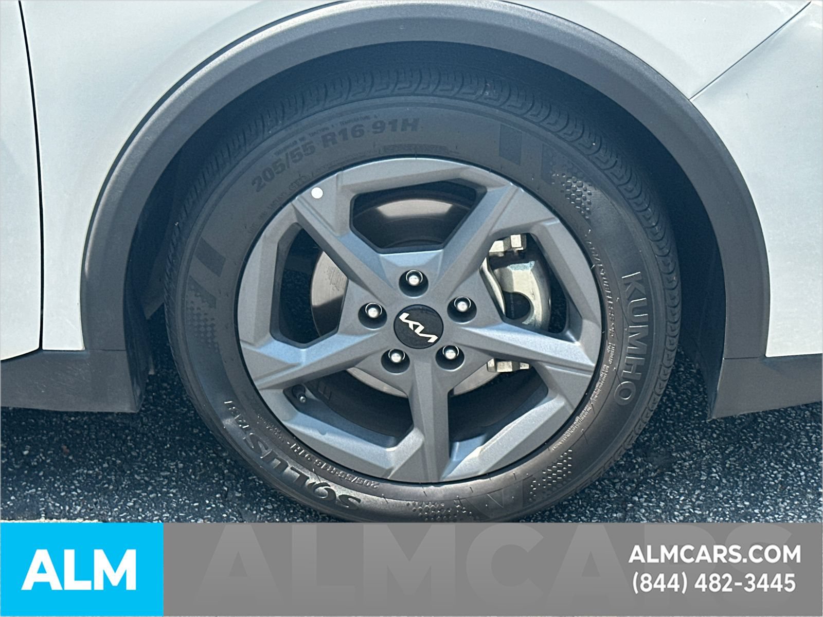 Used 2025 Kia K4 FWD image 14