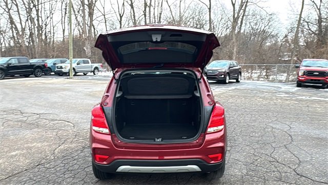 Used 2021 Chevrolet Trax LT w/ Driver Confidence Package image 29