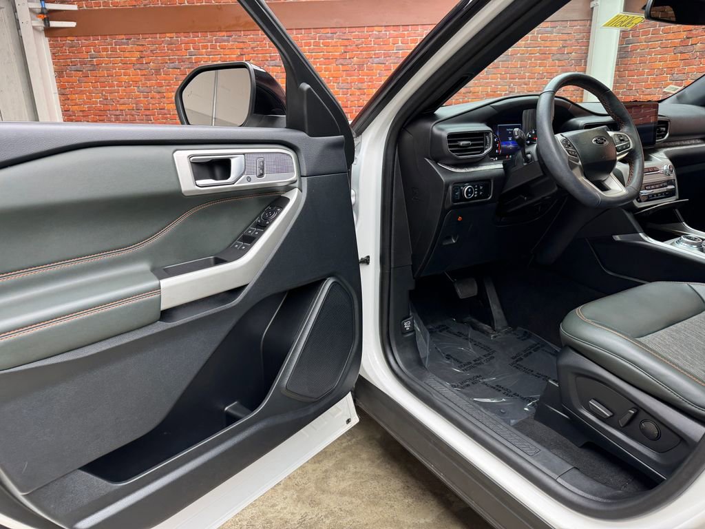 Certified 2023 Ford Explorer Timberline w/ Timberline Technology Package AWD/4WD image 11
