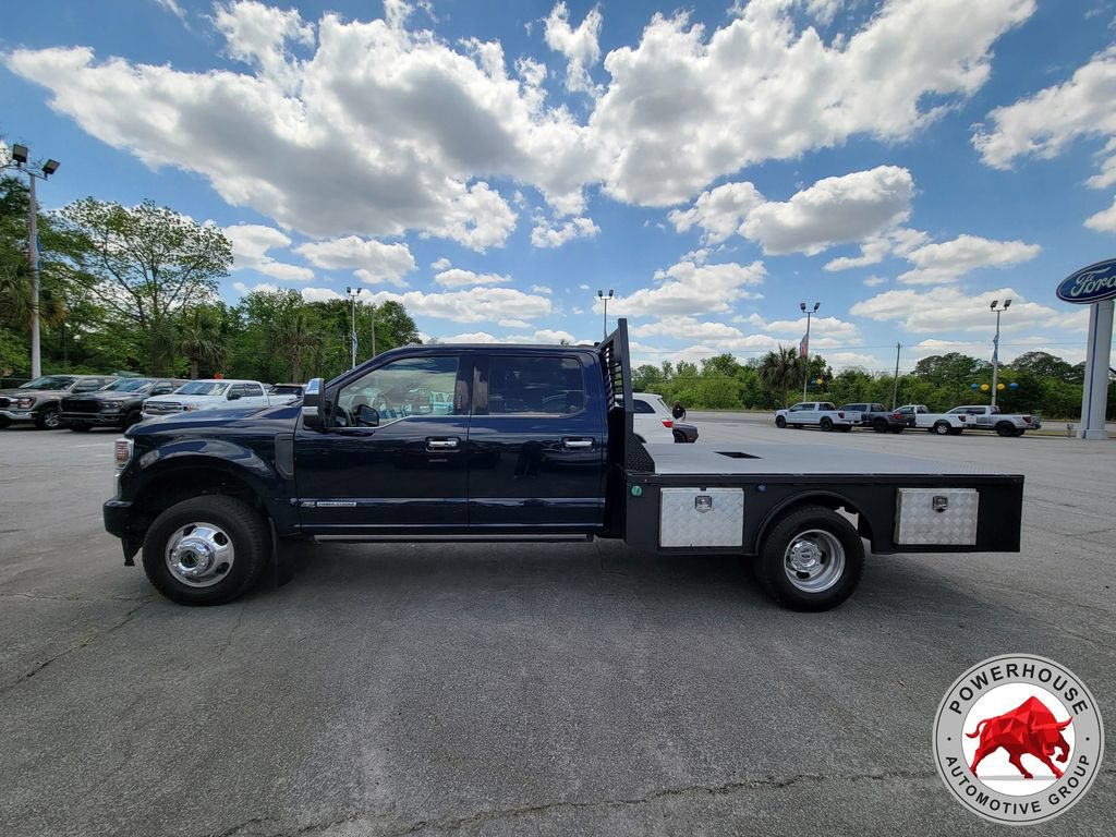 Certified 2022 Ford F350 Platinum AWD/4WD image 2