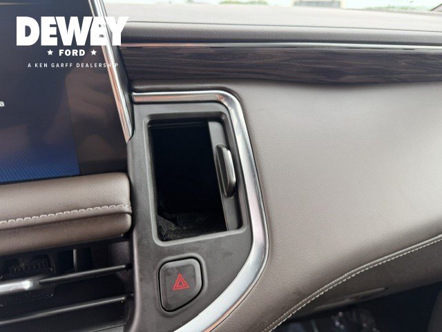 Used 2022 Chevrolet Suburban Z71 w/ Off-Road Capability Package AWD/4WD image 21