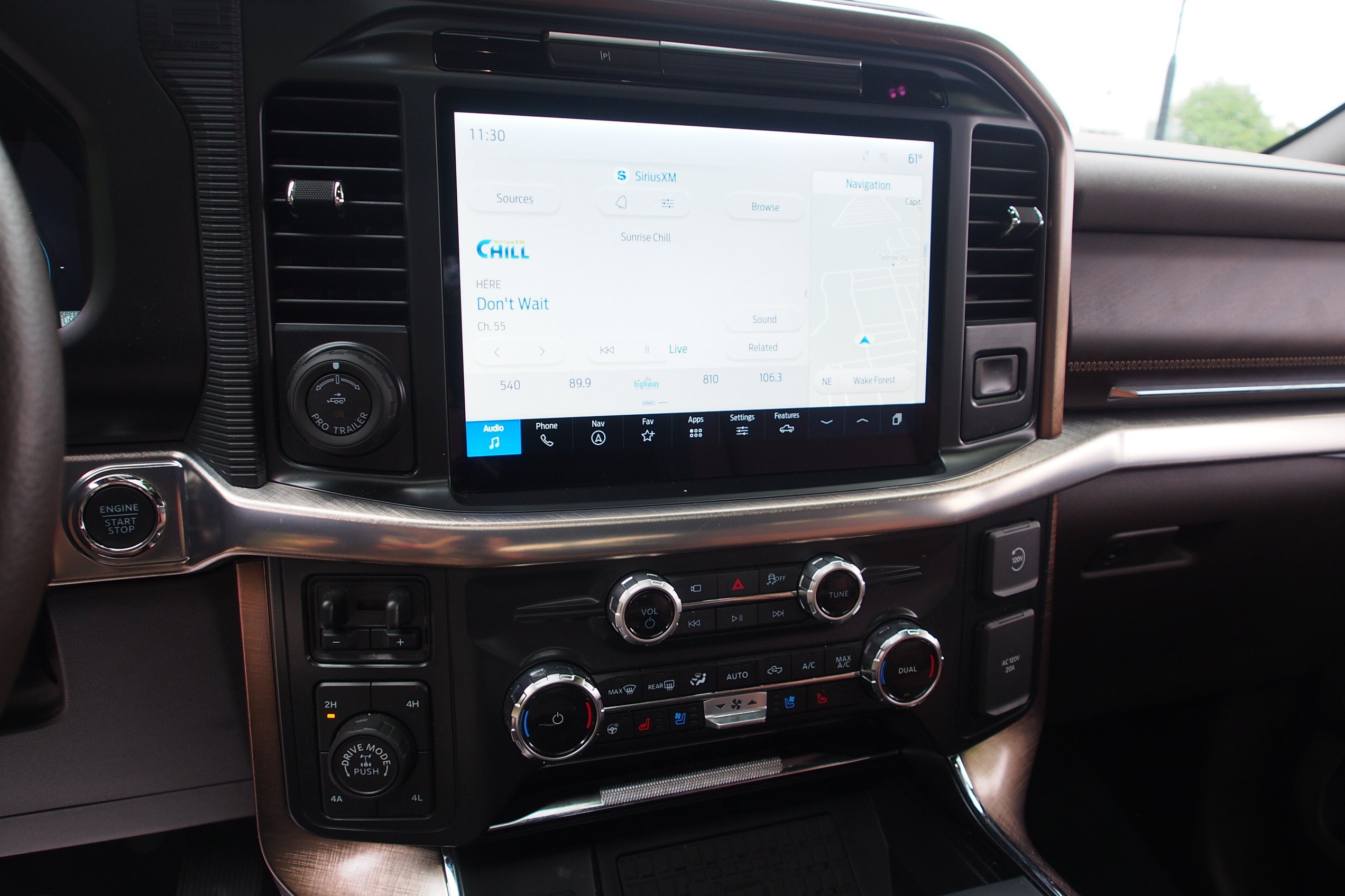 Certified 2025 Ford F150 King Ranch AWD/4WD image 24