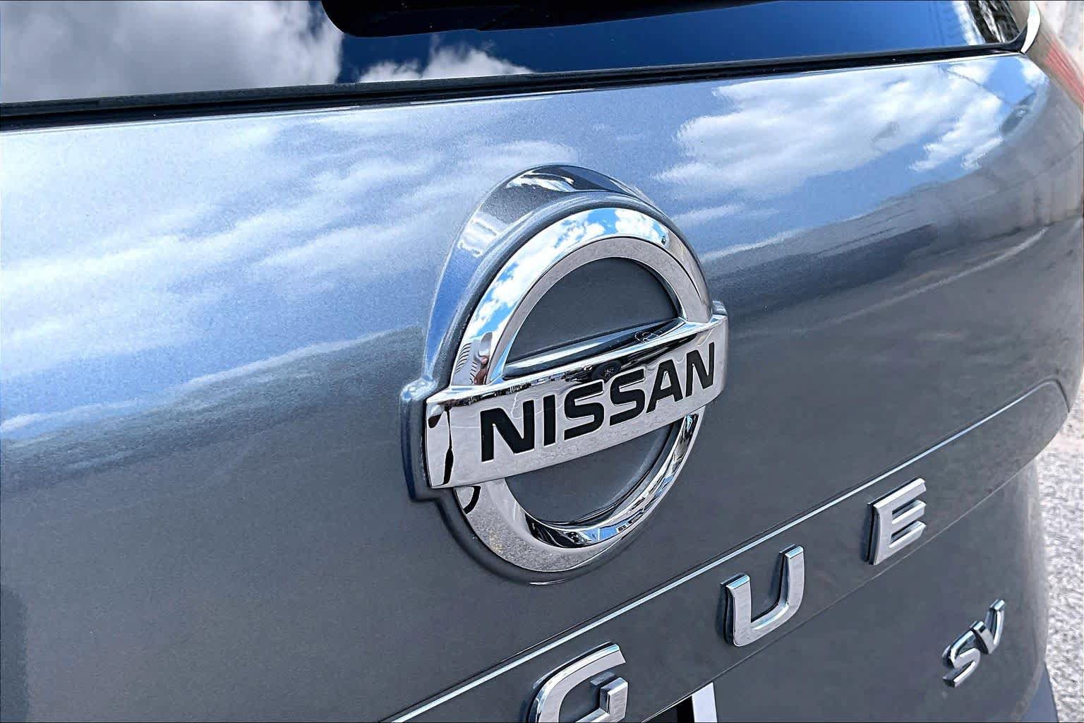 Used 2021 Nissan Rogue SV w/ Premium Package FWD image 31