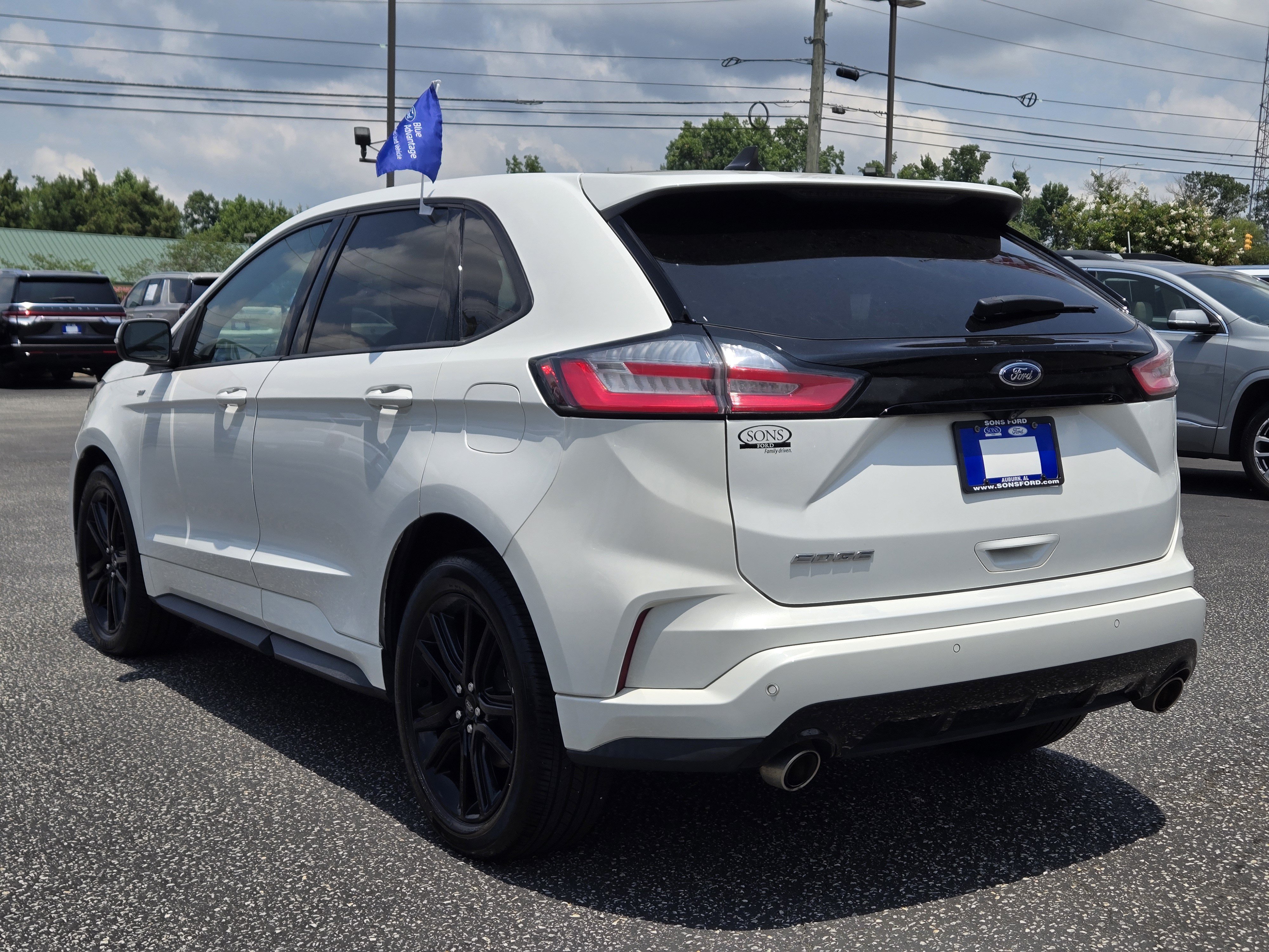 Certified 2020 Ford Edge ST-Line FWD image 12