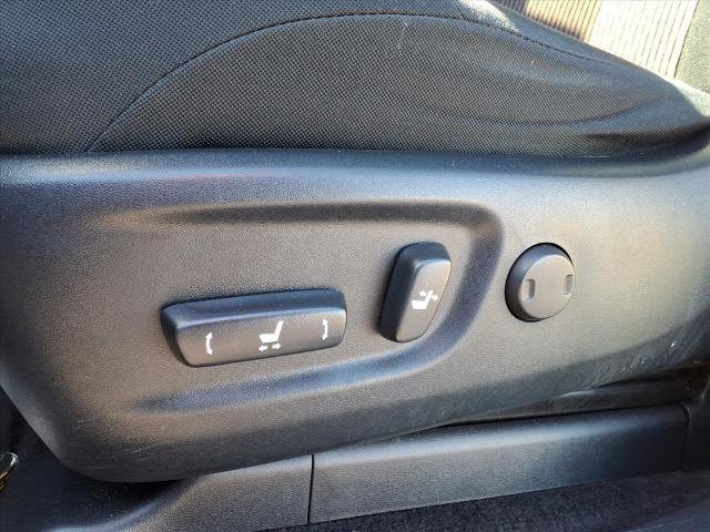 Used 2024 Toyota 4Runner TRD Off-Road image 6