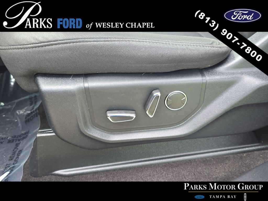 Certified 2018 Ford F150 XLT w/ Equipment Group 302A Luxury AWD/4WD image 19