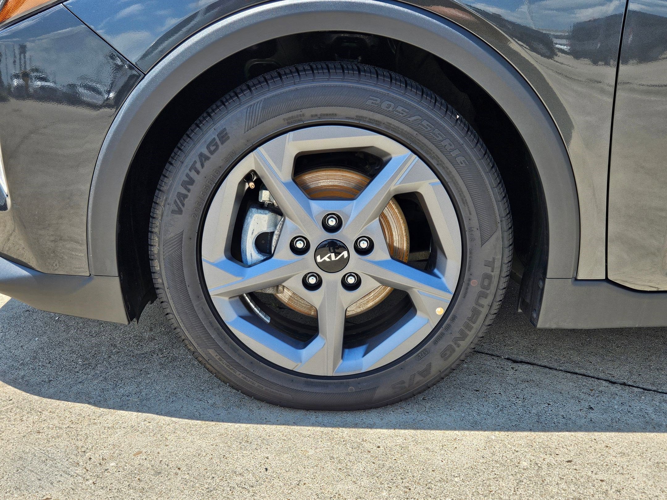 Used 2025 Kia K4 FWD image 13