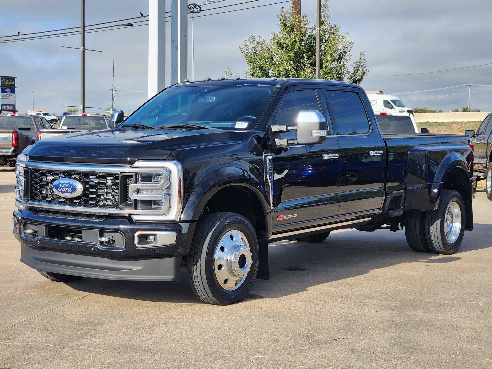 Certified 2024 Ford F450 Platinum w/ FX4 Off-Road Package AWD/4WD image 3