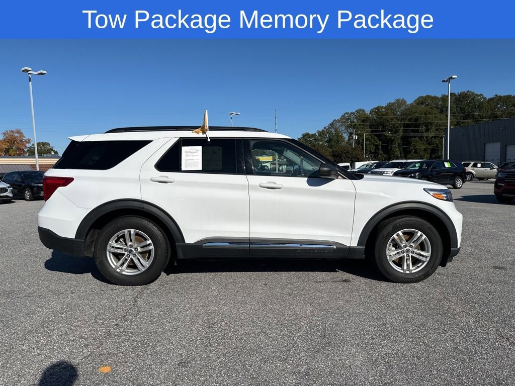 Certified 2022 Ford Explorer XLT w/ Equipment Group 202A image 8