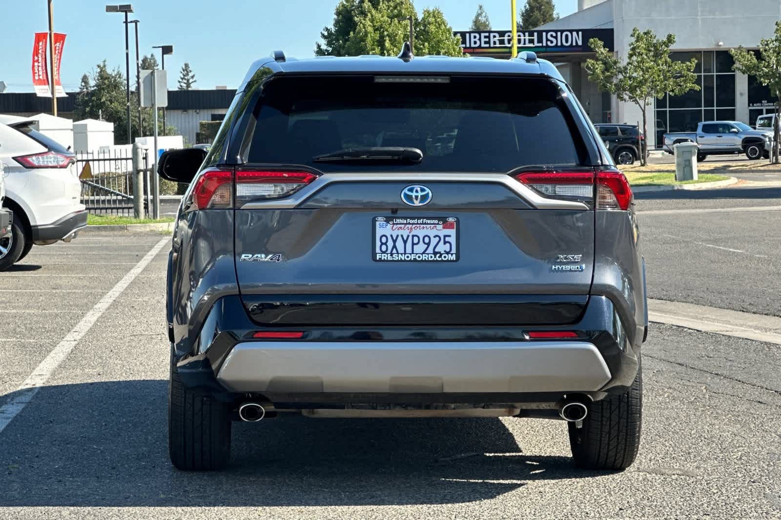 Used 2021 Toyota RAV4 XSE AWD/4WD image 7