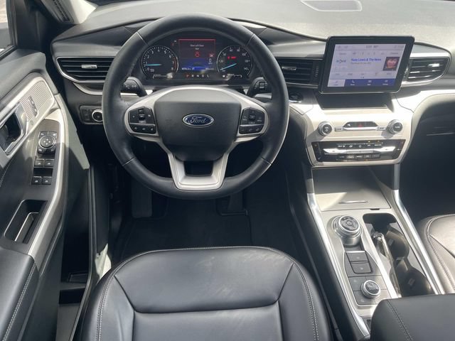 Certified 2024 Ford Explorer XLT w/ Equipment Group 202A AWD/4WD image 15